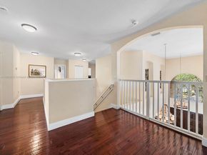 19165 N Gardenia Ave, Weston FL 33332