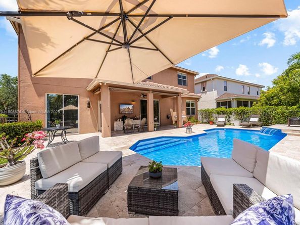 19165 N Gardenia Ave, Weston FL 33332