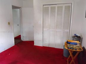 2124 NW 81st St, Miami FL 33147