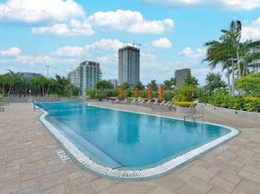 700 NE 24TH St 706, Miami FL 33137