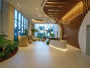 700 NE 24TH St 706, Miami FL 33137