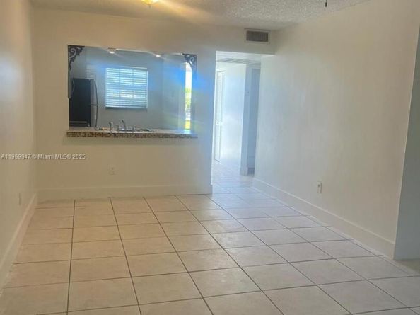 438 NE 210th Cir Ter 2024B, Miami FL 33179