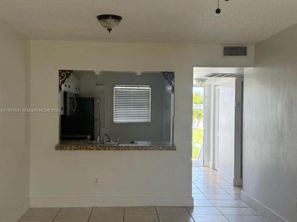 438 NE 210th Cir Ter 2024B, Miami FL 33179