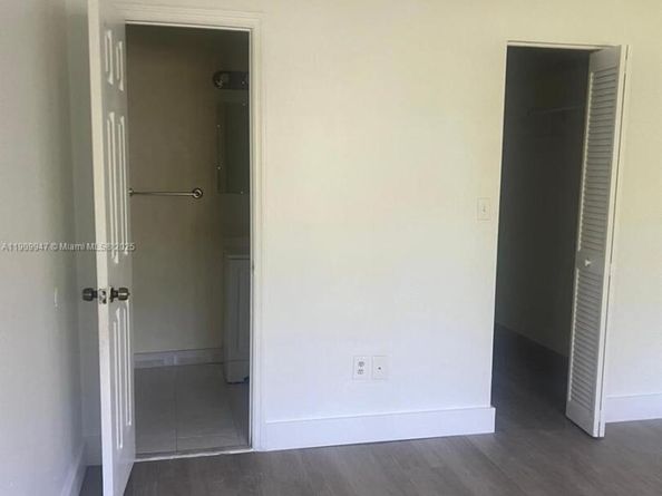 438 NE 210th Cir Ter 2024B, Miami FL 33179