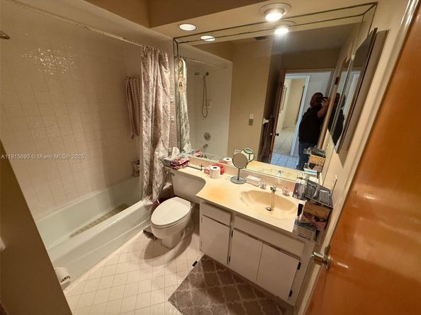 6225 SW 136th Ct C209, Miami FL 33183