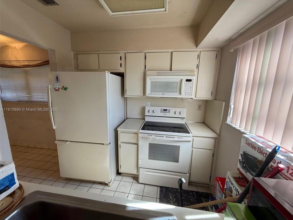 6225 SW 136th Ct C209, Miami FL 33183