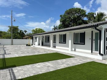400 SW 47th Ave