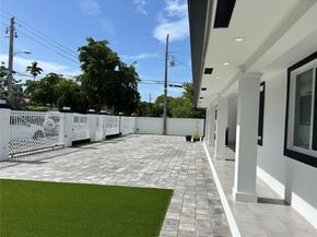 400 SW 47th Ave, Coral Gables FL 33134