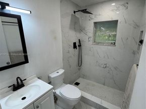 440 E 37th St, Hialeah FL 33013