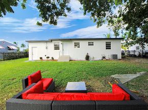 1130 NW 91st St, Miami FL 33150