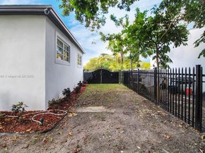 1130 NW 91st St, Miami FL 33150