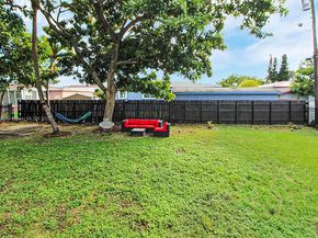 1130 NW 91st St, Miami FL 33150