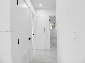 1130 NW 91st St, Miami FL 33150