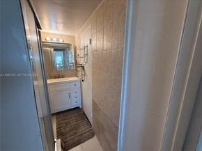 7441 Wayne Ave 9C, Miami Beach FL 33141