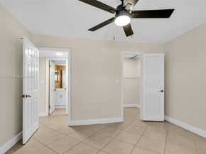 681 S Hollybrook Dr 109, Pembroke Pines FL 33025