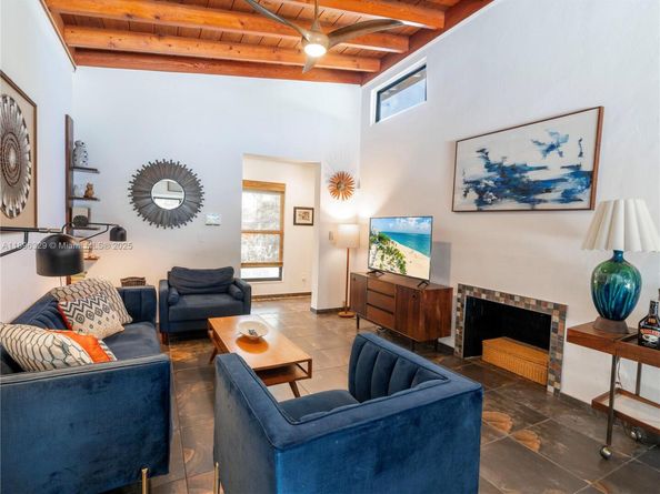 1212 NE 17th Ter, Fort Lauderdale FL 33304
