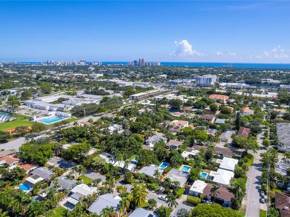 1212 NE 17th Ter, Fort Lauderdale FL 33304