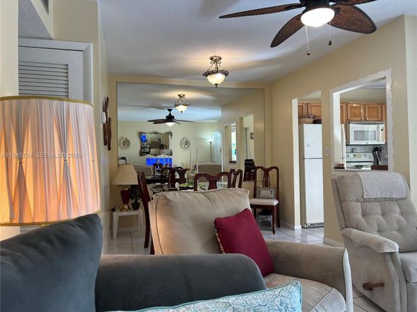 5300 Washington St G123, Hollywood FL 33021