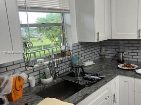 6100 NW 44th St 405, Lauderhill FL 33319