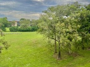 6100 NW 44th St 405, Lauderhill FL 33319