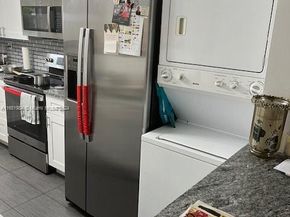 6100 NW 44th St 405, Lauderhill FL 33319