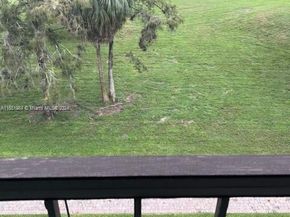 6100 NW 44th St 405, Lauderhill FL 33319