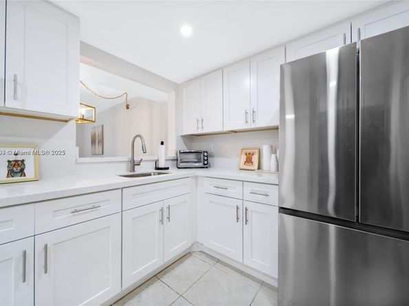 8005 SW 107th Ave 122, Miami FL 33173