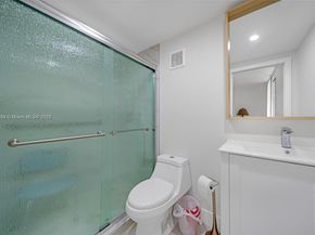 8005 SW 107th Ave 122, Miami FL 33173