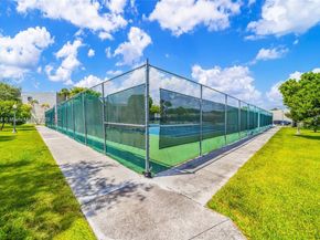 8005 SW 107th Ave 122, Miami FL 33173