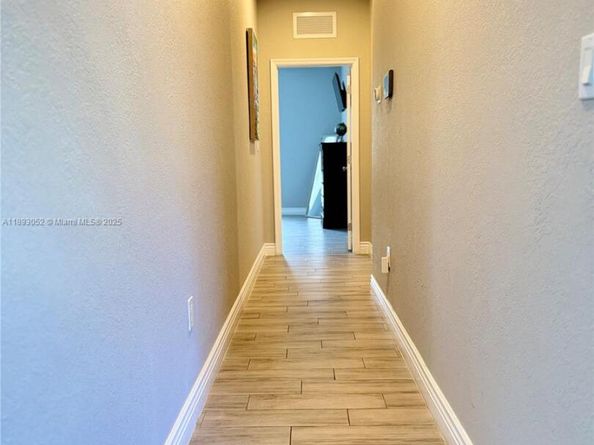409 NW 13th Ave, Fort Lauderdale FL 33311