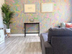 409 NW 13th Ave, Fort Lauderdale FL 33311