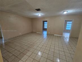 6990 SW 1st St, Margate FL 33068