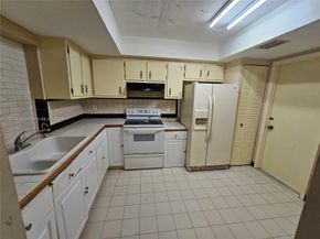 6990 SW 1st St, Margate FL 33068