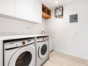 4401 SW 14th St, Miami FL 33134