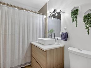 765 NW 46th St, Miami FL 33127