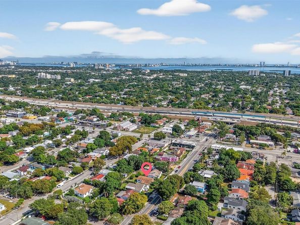 765 NW 46th St, Miami FL 33127