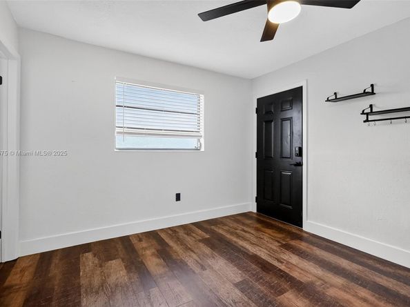 765 NW 46th St, Miami FL 33127