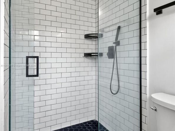 765 NW 46th St, Miami FL 33127