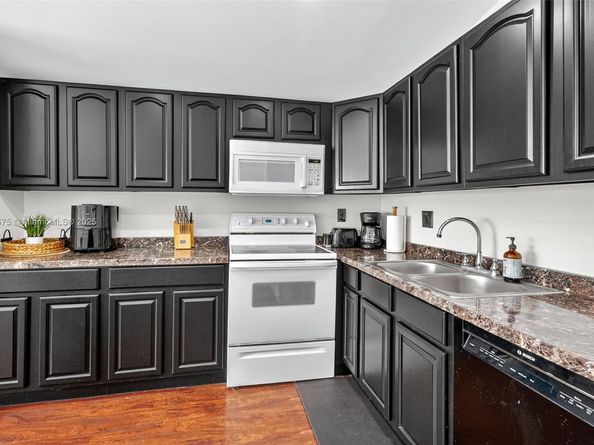 765 NW 46th St, Miami FL 33127