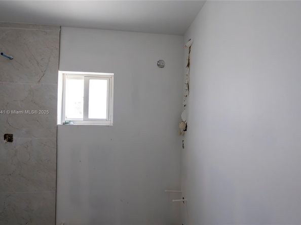 10290 SW 174th Ter, Miami FL 33157