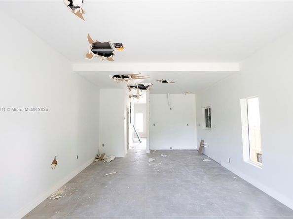 10290 SW 174th Ter, Miami FL 33157