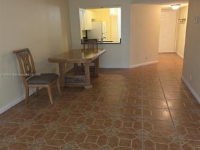 117 Lake Emerald Dr 108, Oakland Park FL 33309