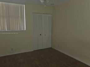 117 Lake Emerald Dr 108, Oakland Park FL 33309