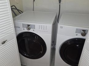 117 Lake Emerald Dr 108, Oakland Park FL 33309