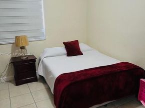 2811 SE 17th Ave 110, Homestead FL 33035