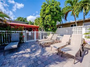 221 SE 9th Ave 202, Pompano Beach FL 33060