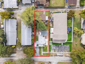 1726 Roosevelt St, Hollywood FL 33020