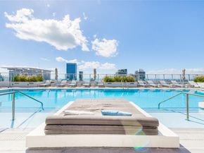 1010 Brickell Av 4203, Miami FL 33131