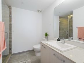 1010 Brickell Av 4203, Miami FL 33131