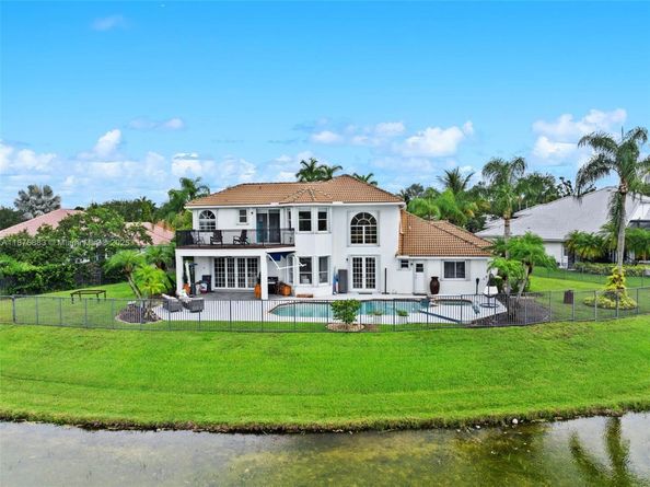3249 Muirfield, Weston FL 33332